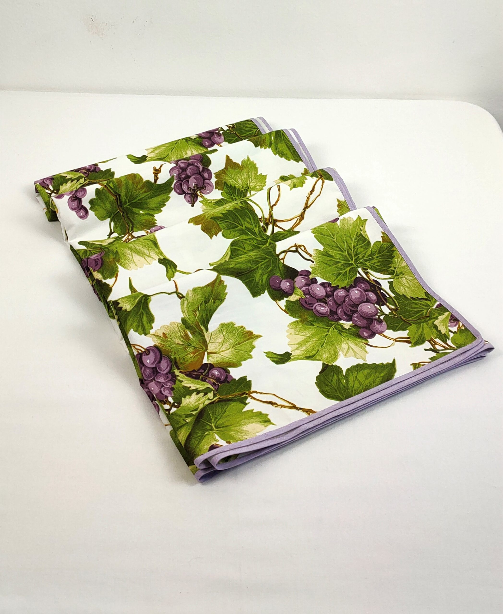 Tovaglia da tavola quadrata 4 posti stampa uva - 4 seater square tablecloth  grapes printed